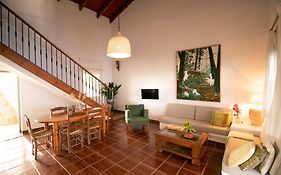 Casas Isabel